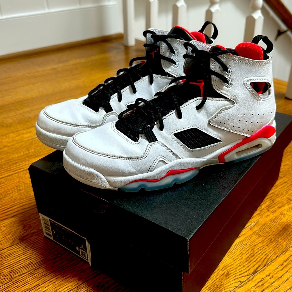 Nike Air Jordan Flight Club ‘91 size 7Y